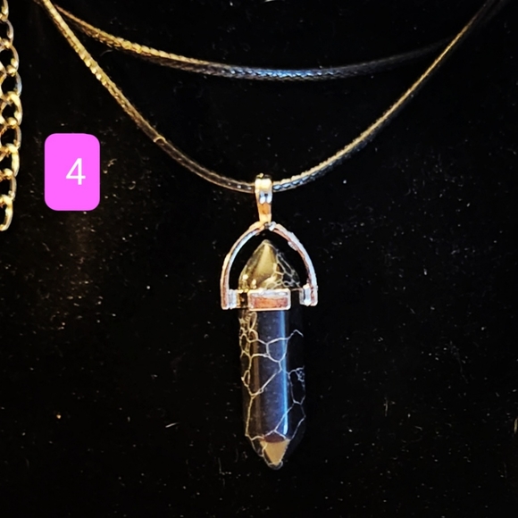 Black Crystal Necklace - Picture 1 of 2